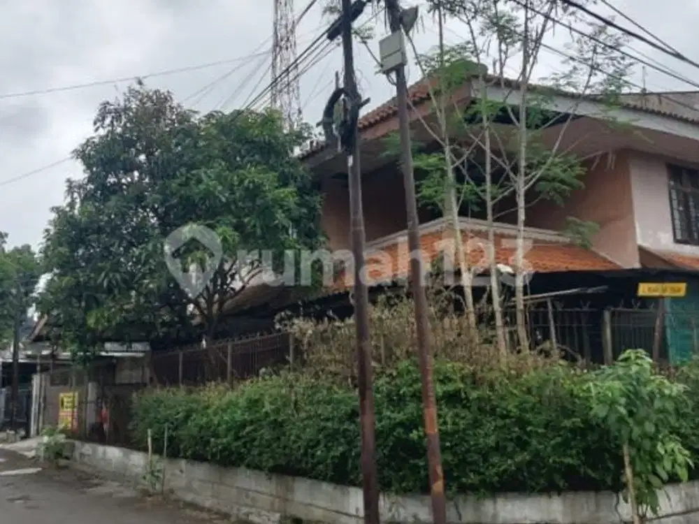 Rumah Hoek Daerah Bojongloa Lingkarselatan Bandung