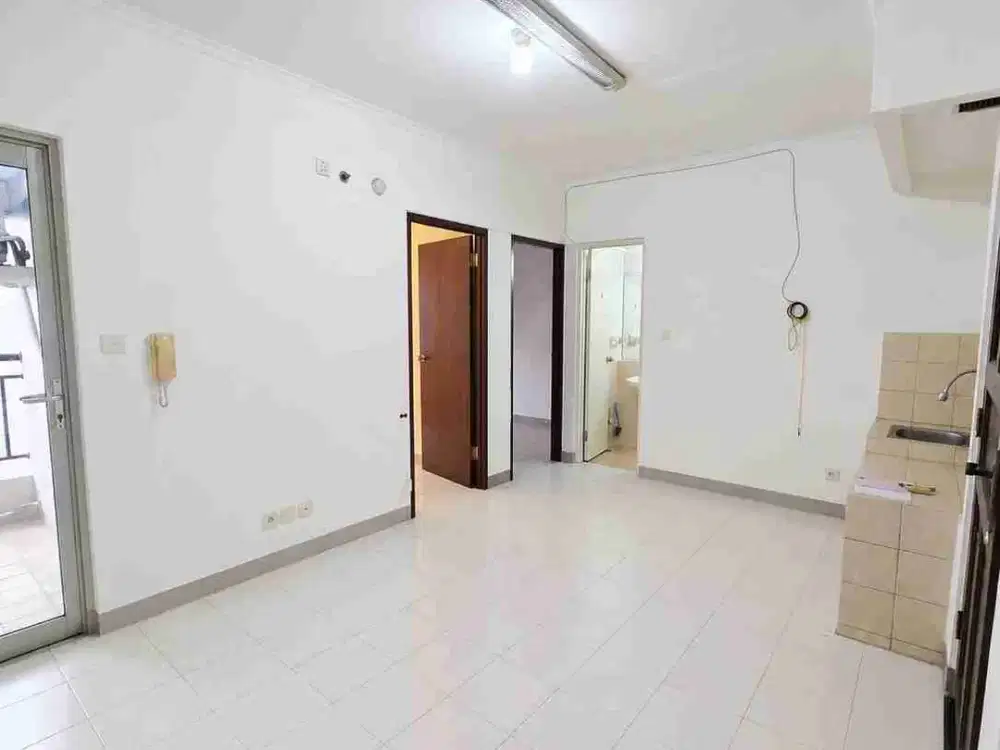 Siap Huni, Dijual Mediterania Garden Residence 1 Kondisi Unfurnished Dan Lokasi Strategis