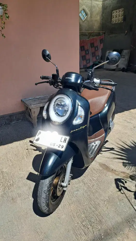 Scoopy Prestige 2024