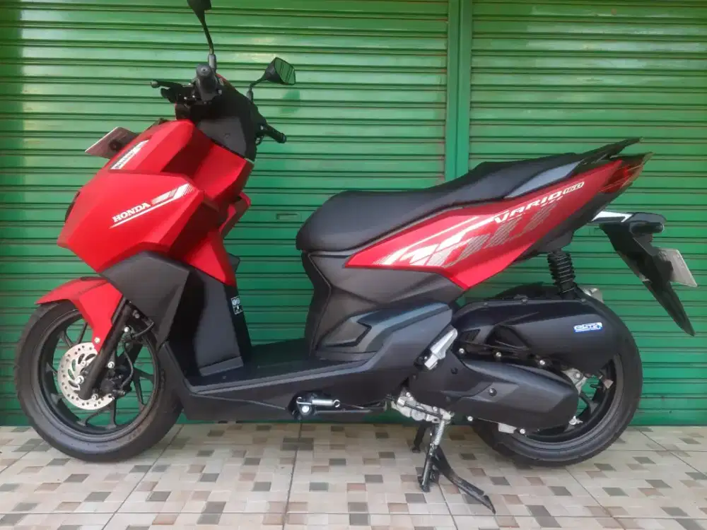 Honda vario 160 CBS tahun 2025 km 4000