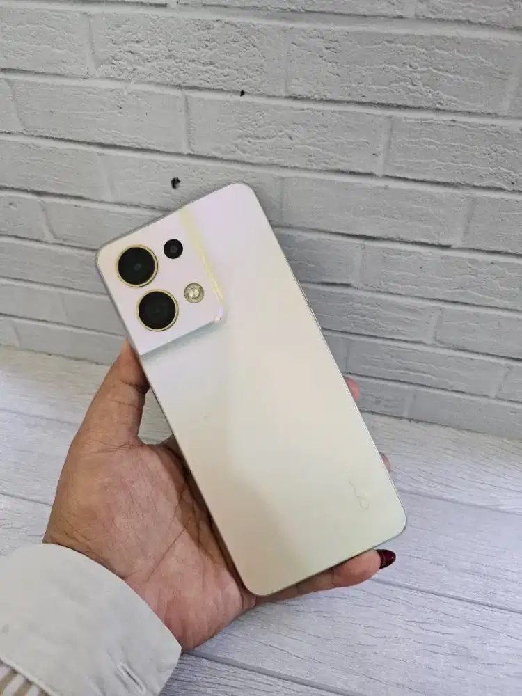 Oppo reno 8 5g 8/258