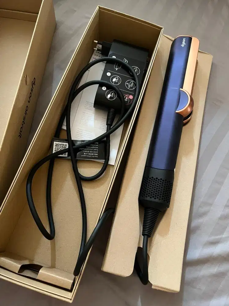Dyson Airstrait straightener HTO1 (Prussian Blue/Rich Copper)