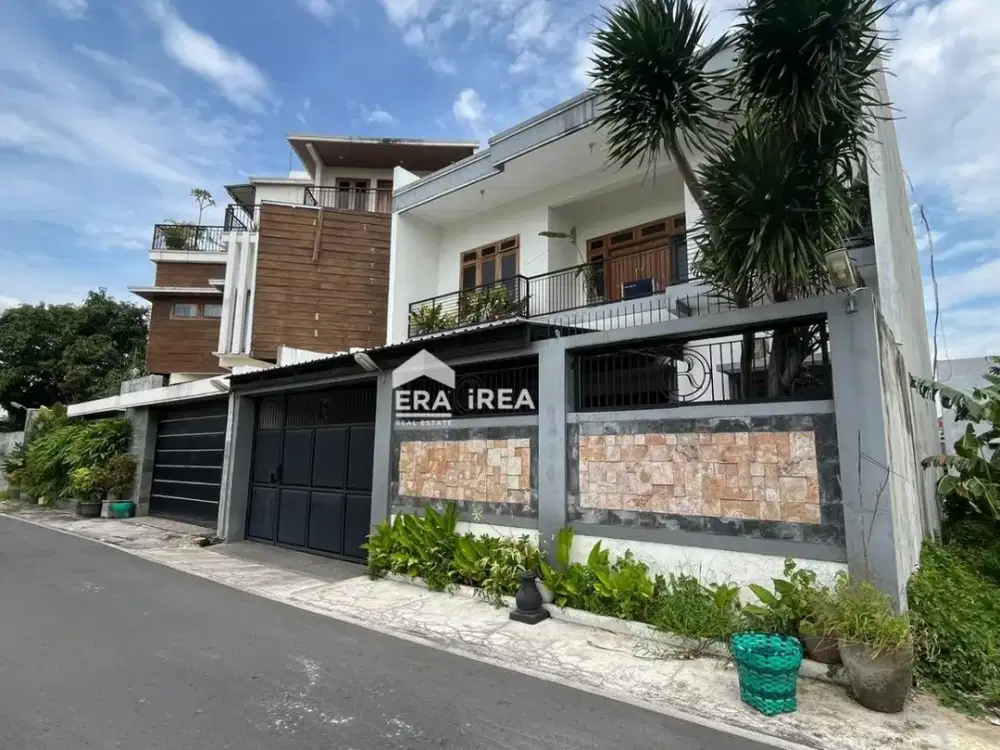 DIJUAL RUMAH MEWAH FULL FURNISHED DI SOLO SUMBER DEKAT KPU