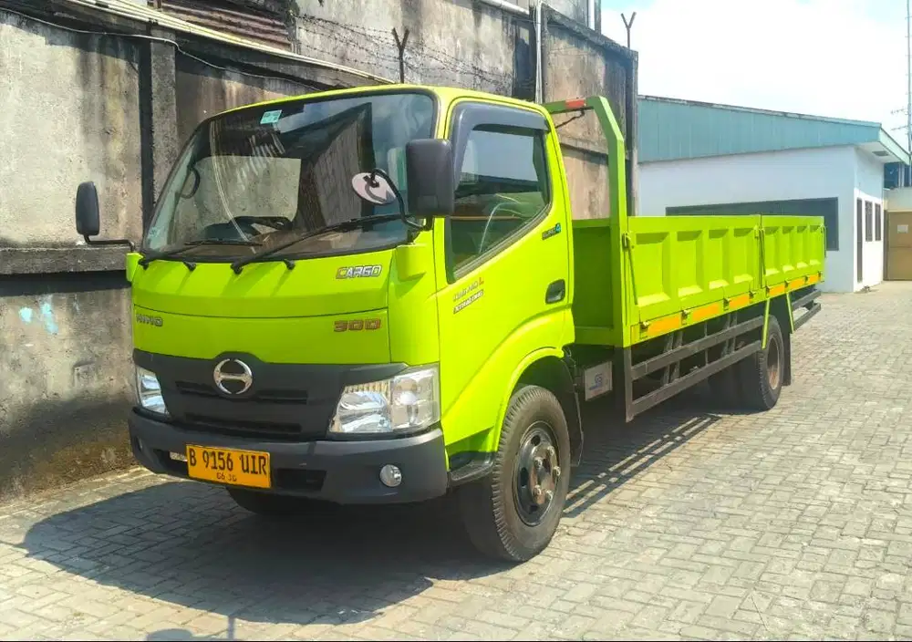 SEPERTI BARU TERMURAH CDD LONG Hino Dutro 136 HDL bak besi triway 2024
