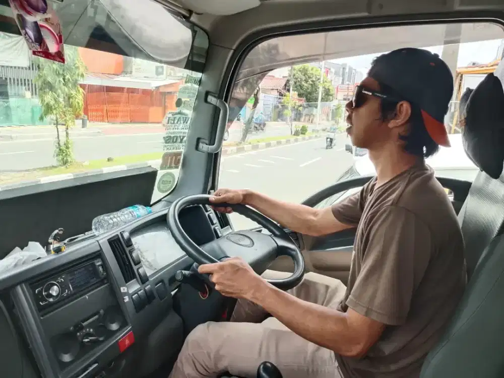 info doang kalo ada lowongan kerja driver