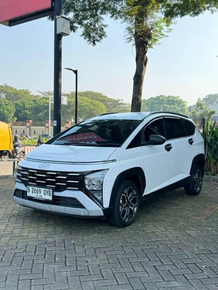 Hyundai Stargazer X 2023 Bensin
