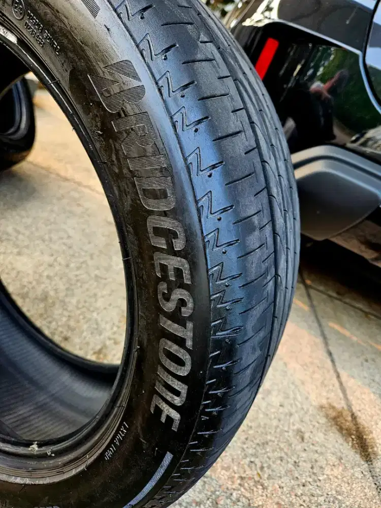 Brigstone Turanza 235/50/18 2024
