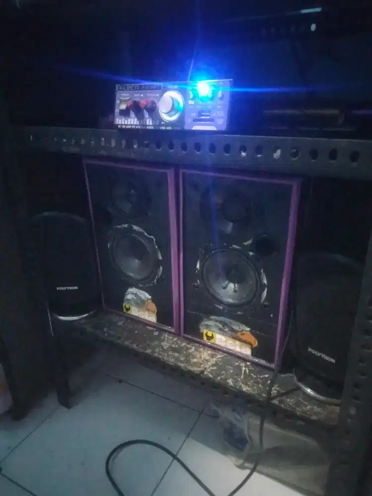 Speaker aktif dan amplifier Bluetooth dan USB