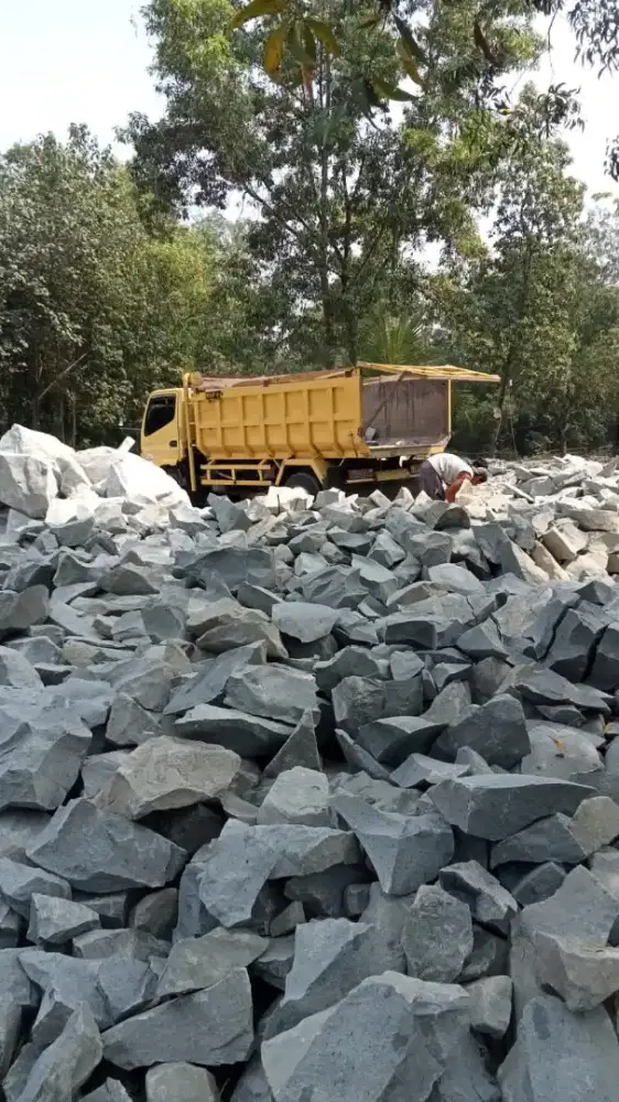 Material batu split basecourse sirdam sirtu pasir urug