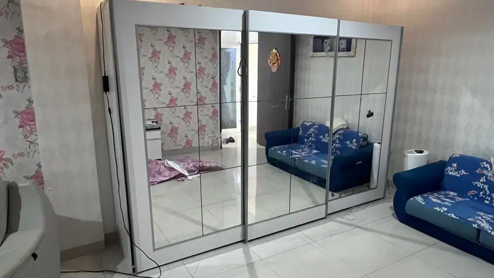 Lemari sliding kaca pintu geser premium panjang 3 meter