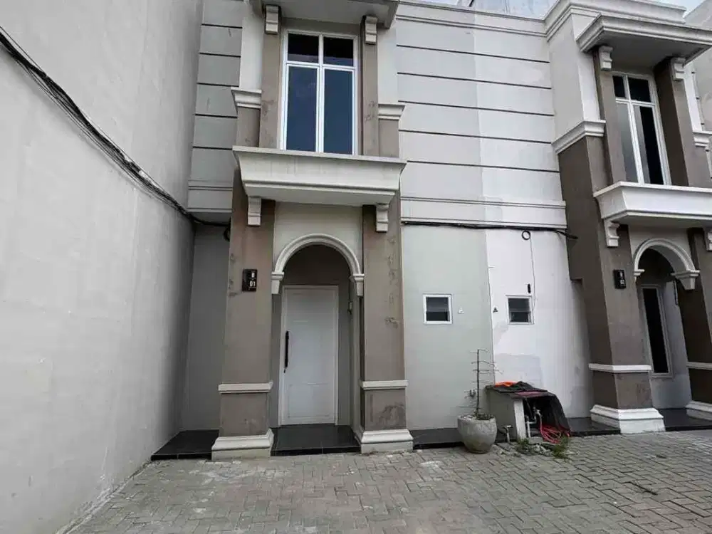 RUMAH 2 LANTAI CUMA 500 JUTAAN DI SMRAJA