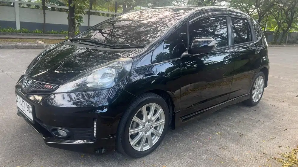 Honda Jazz AT GE8 2013 KM 75rb low.