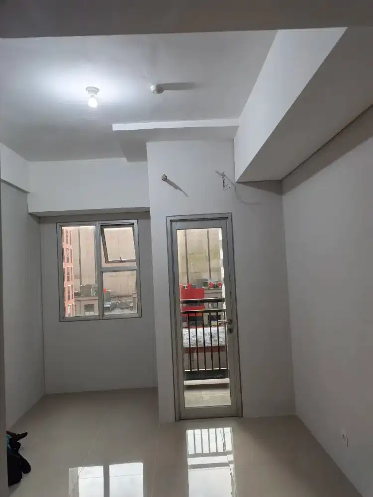 Jual Rugi Apartemen Transpark Studio (Unfurnised Kosong)