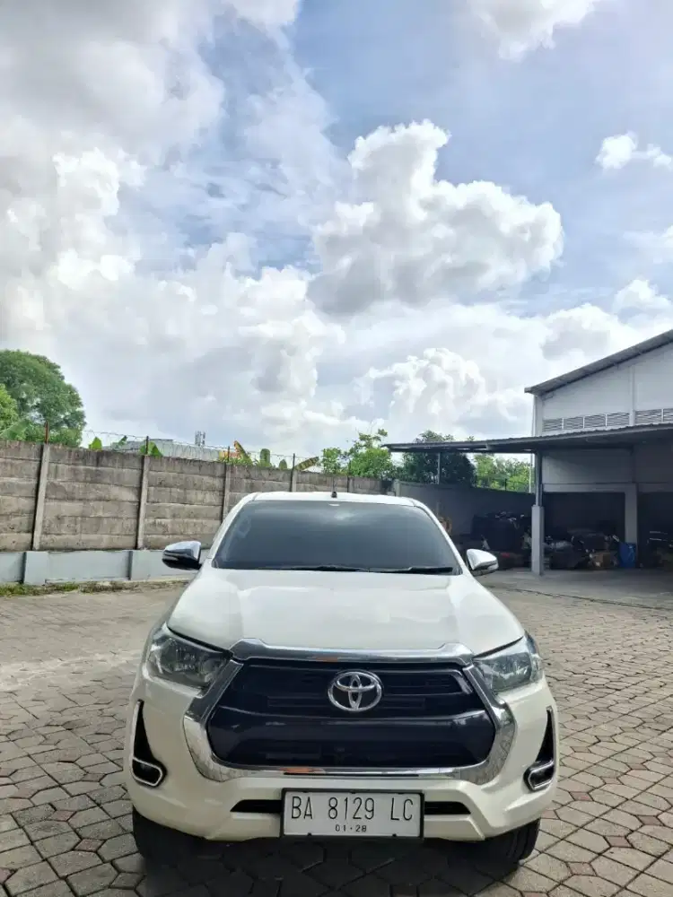 Hilux DC 2022 G manual. Km 77rb antik