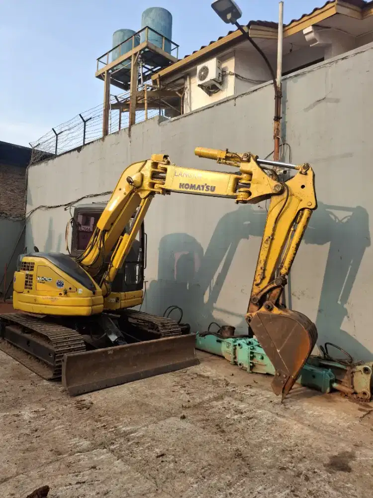 Excavator Komatsu PC75UU-3