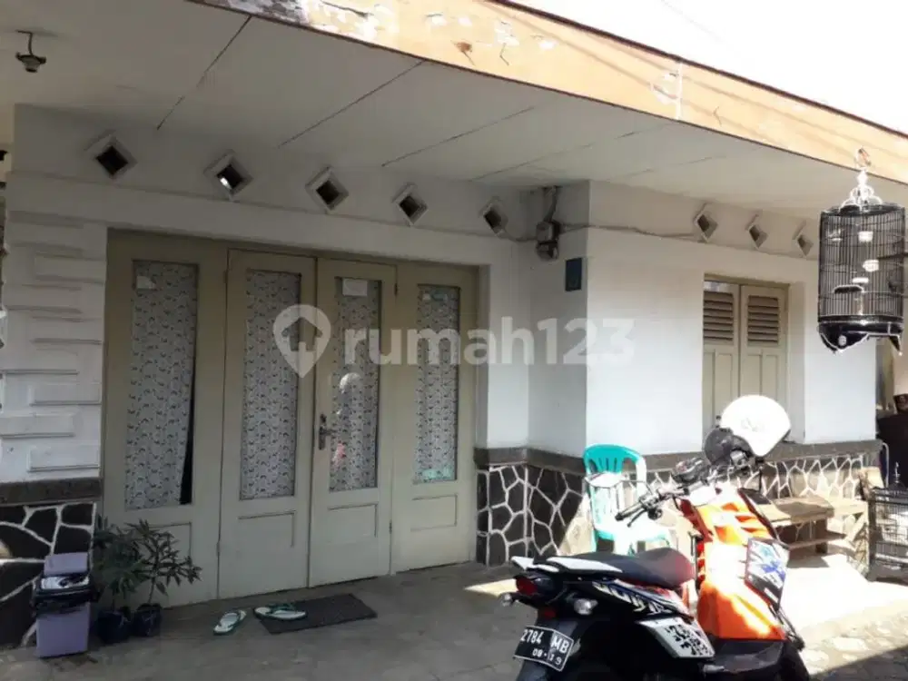 Rumah Lama Hitung Tanah Cocok untuk Kos Cipedes Gegerkalong