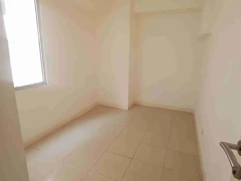 Apartemen Bassura 1 br kosongan ada AC
