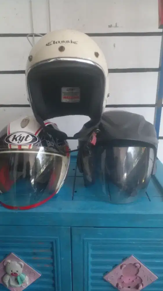 Jual 3 helm ori borongan