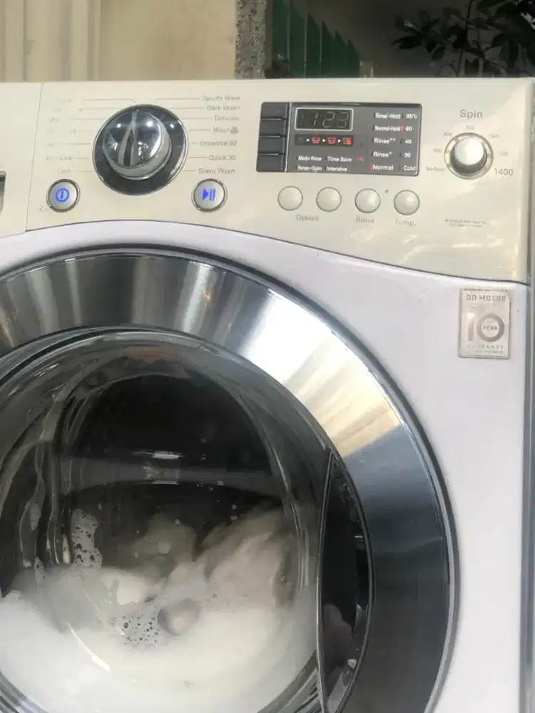Front loading LG 8kilo Shower WD-P1480D6