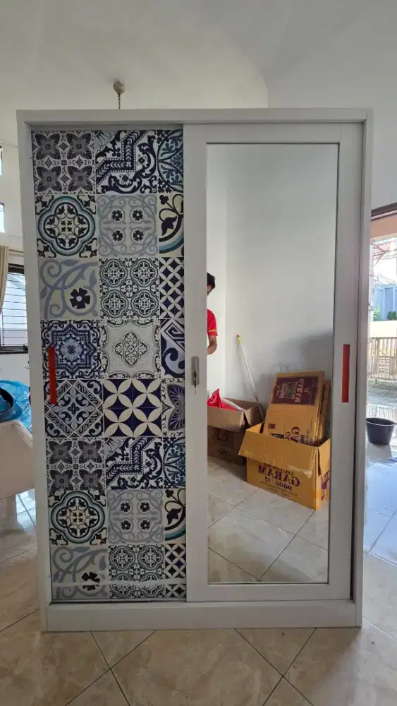 Lemari besi jumbo ukuran 120 cm