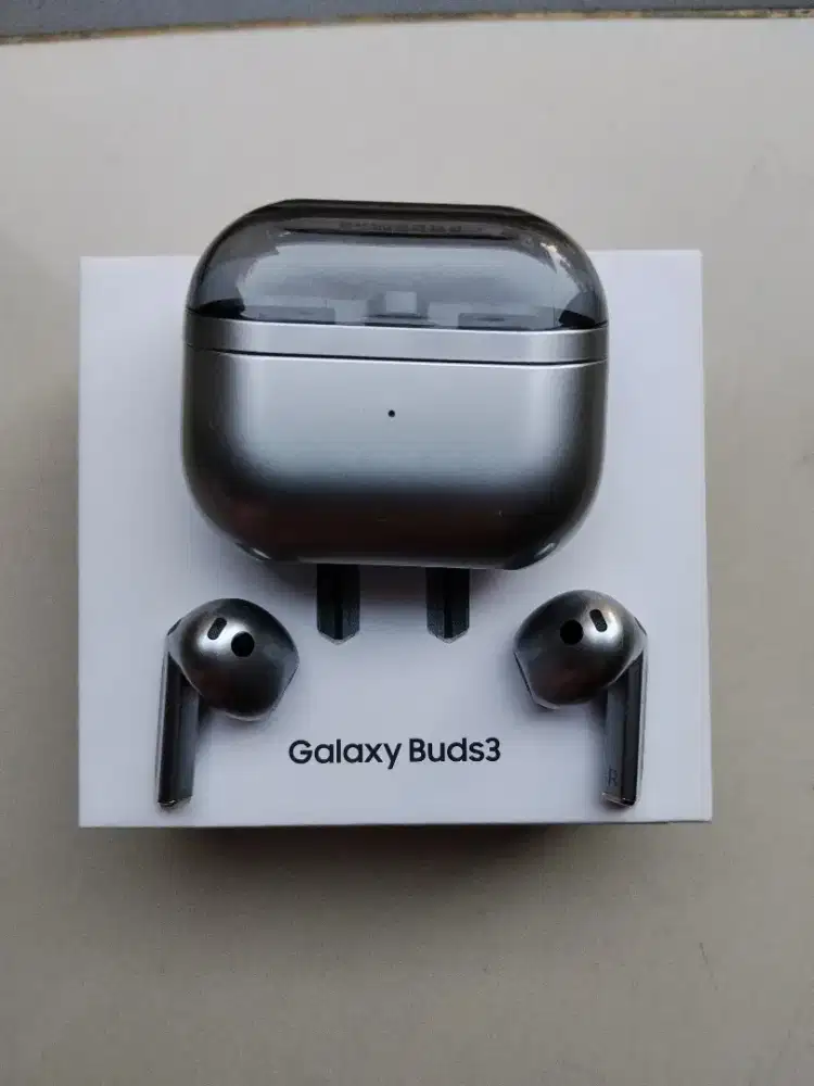 Dijual galaxy buds 3 komplit mulus kaya baru