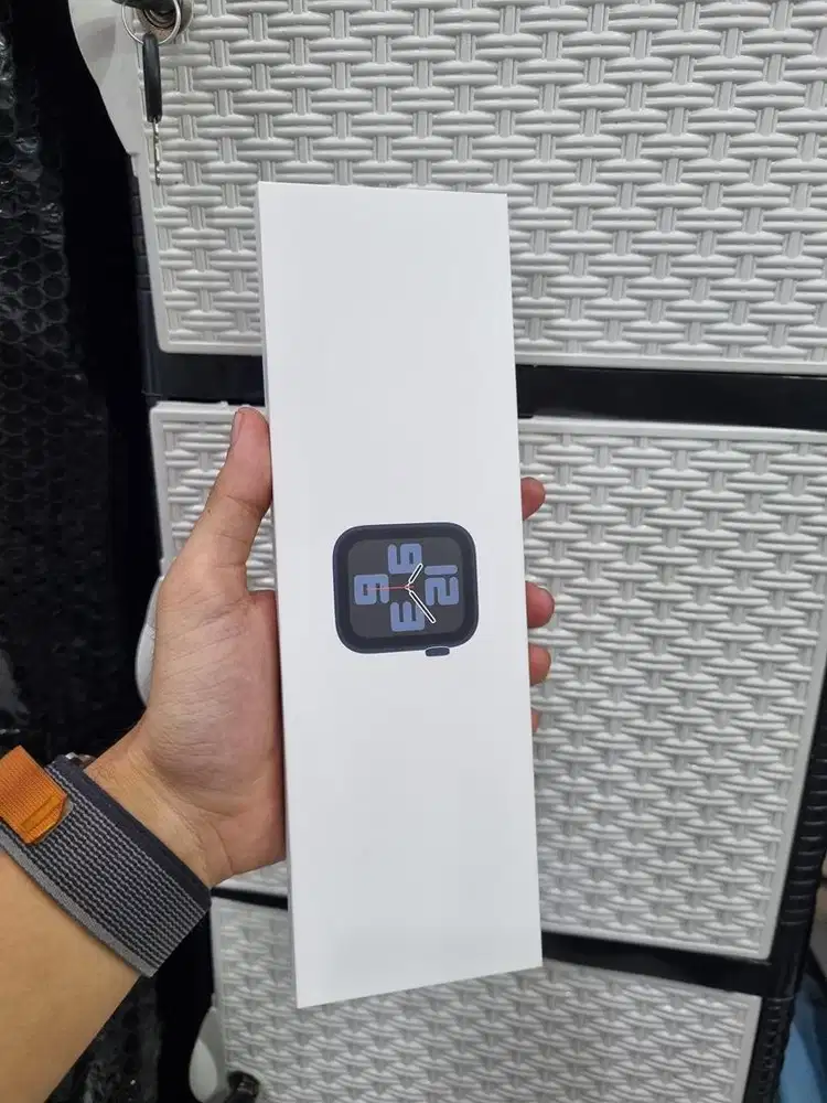 Apple watch SE Gen 2 44mm NEW