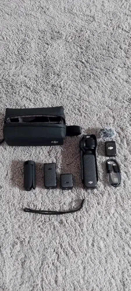 DJI Osmo Pocket 3 More Combo
