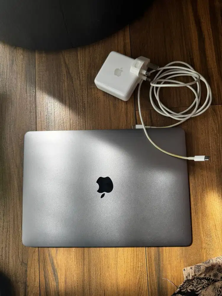 Macbook Pro 2019 13 Touch Bar