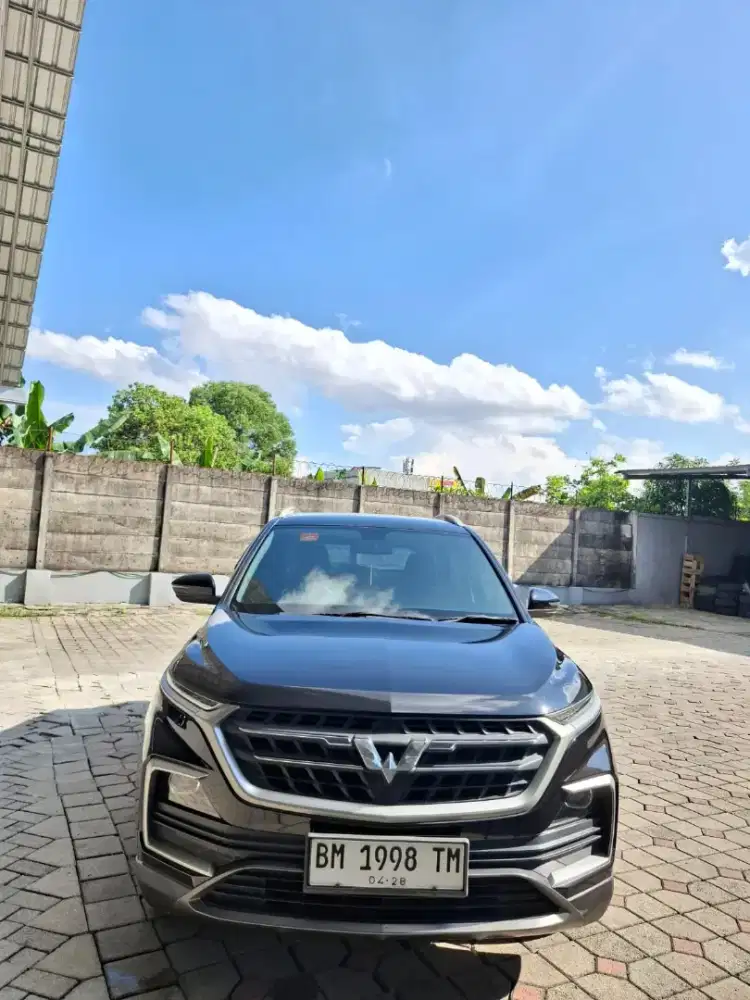 Wuling almaz 2022 SE 7seat matic. Km 81rb