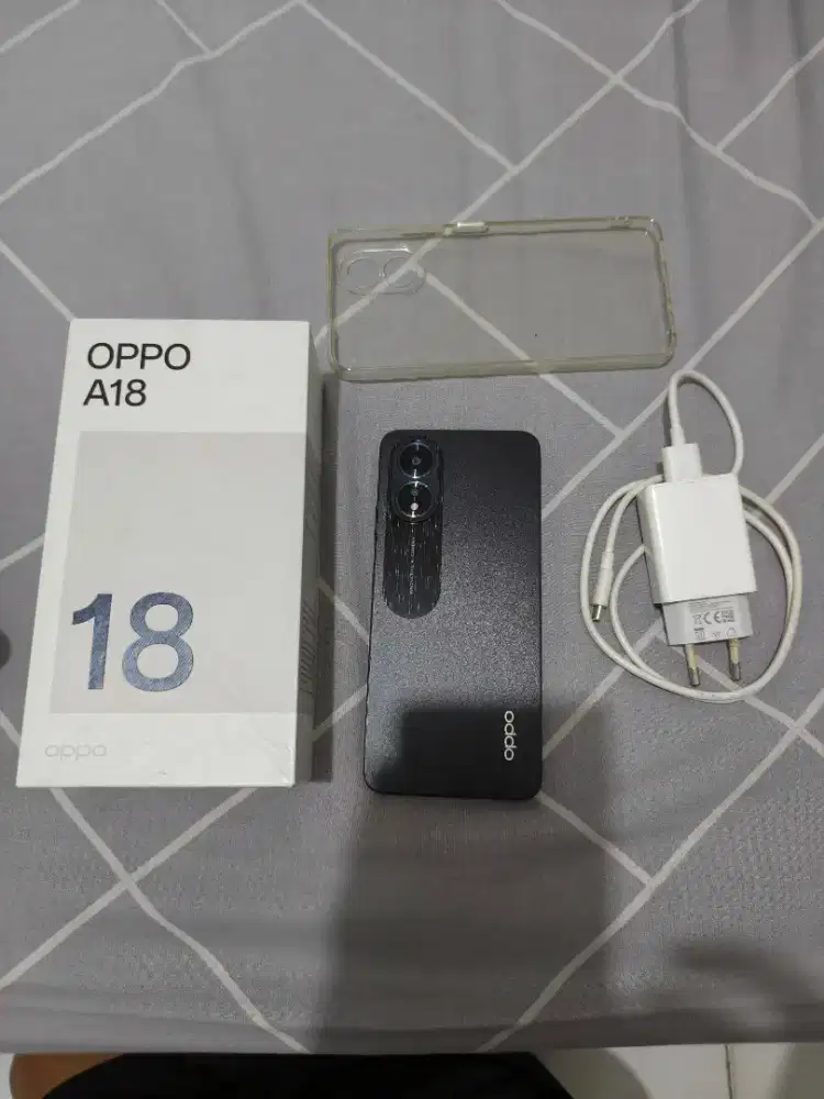 Oppo A18 Ram 4+4/128GB kondisi like new dan lengkap