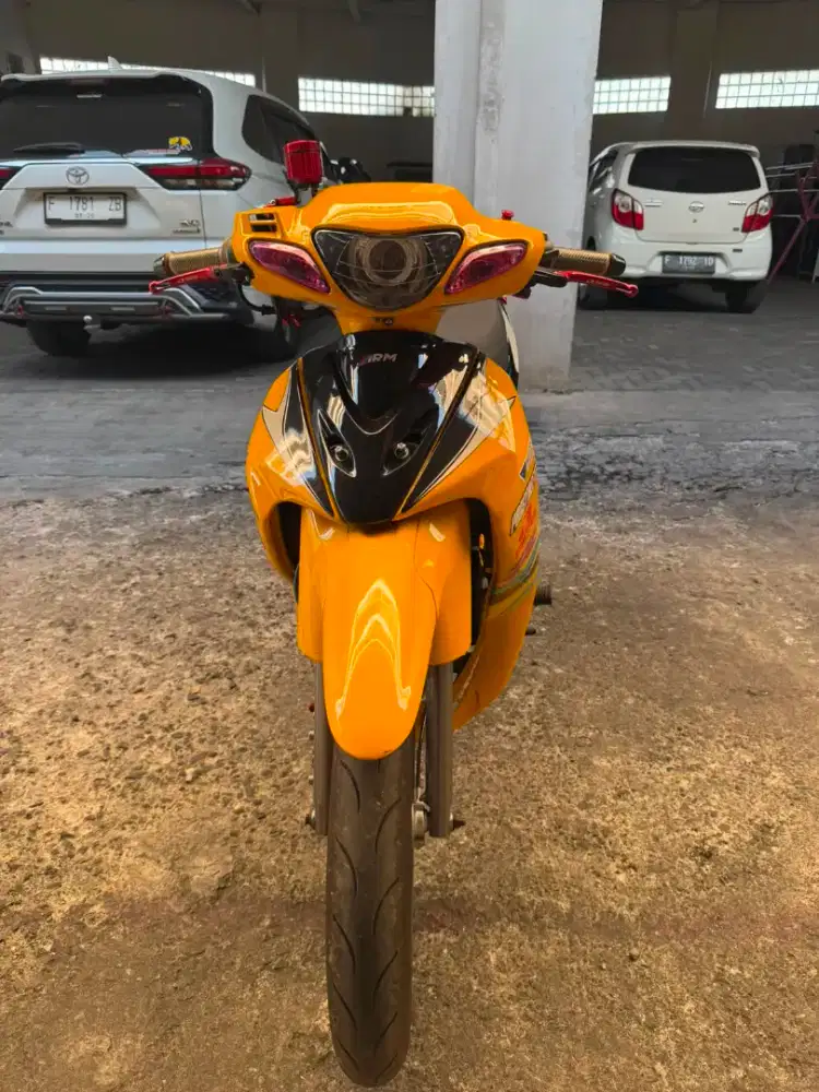 Dijual satria hiu kondisi istimewa banyak acc