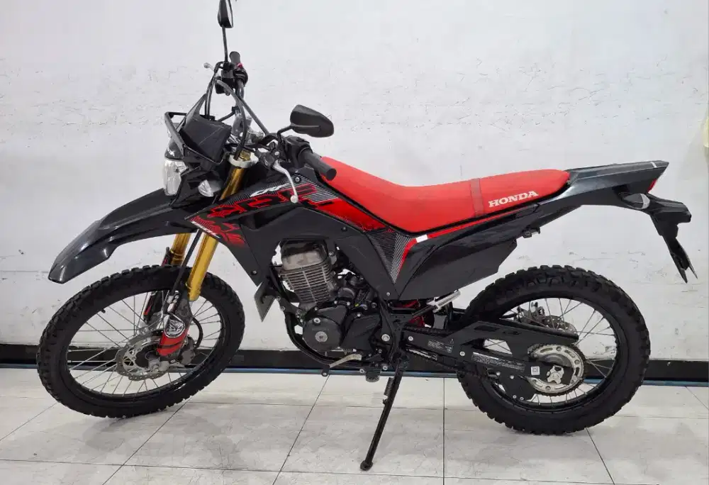 CRF 150 Tahun 2024