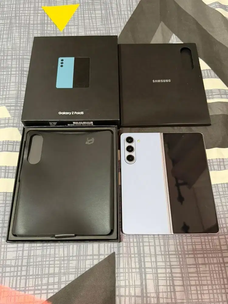 Samsung fold 5 12/256 sein