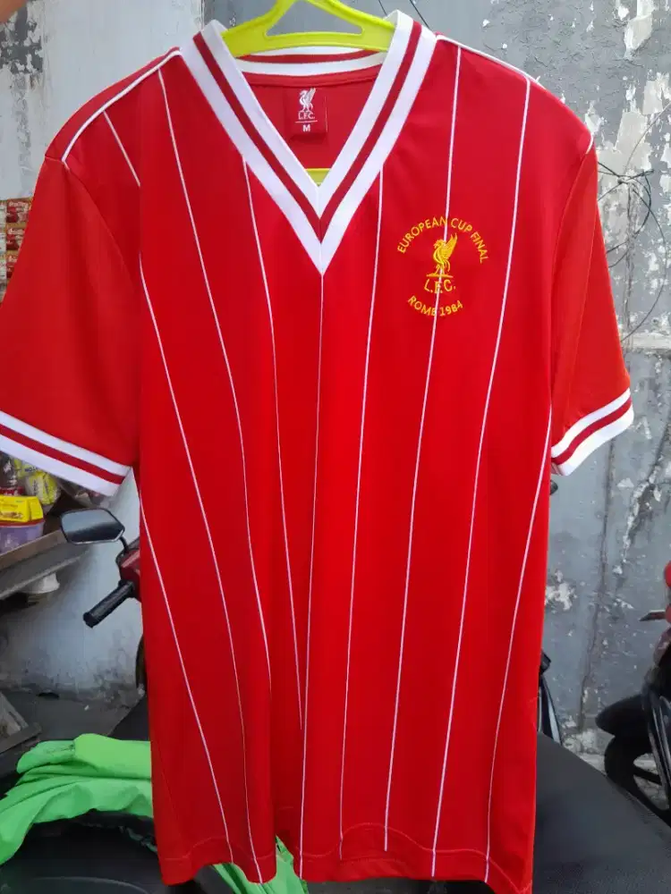 Pakean atasan Liverpool FC Adults Retro 1984 Original