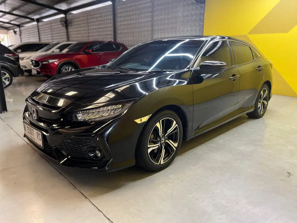 Honda Civic Hatchback 1.5 Turbo AT 2018 Pajak Panjang
