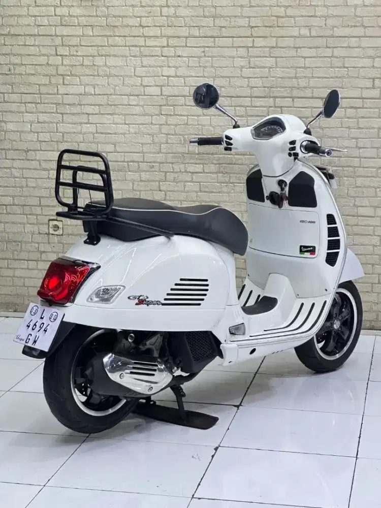 TERFAVORIT‼️ Vespa GTS 150 ABS Pmk 2020 Putih - Mustika Motoshop