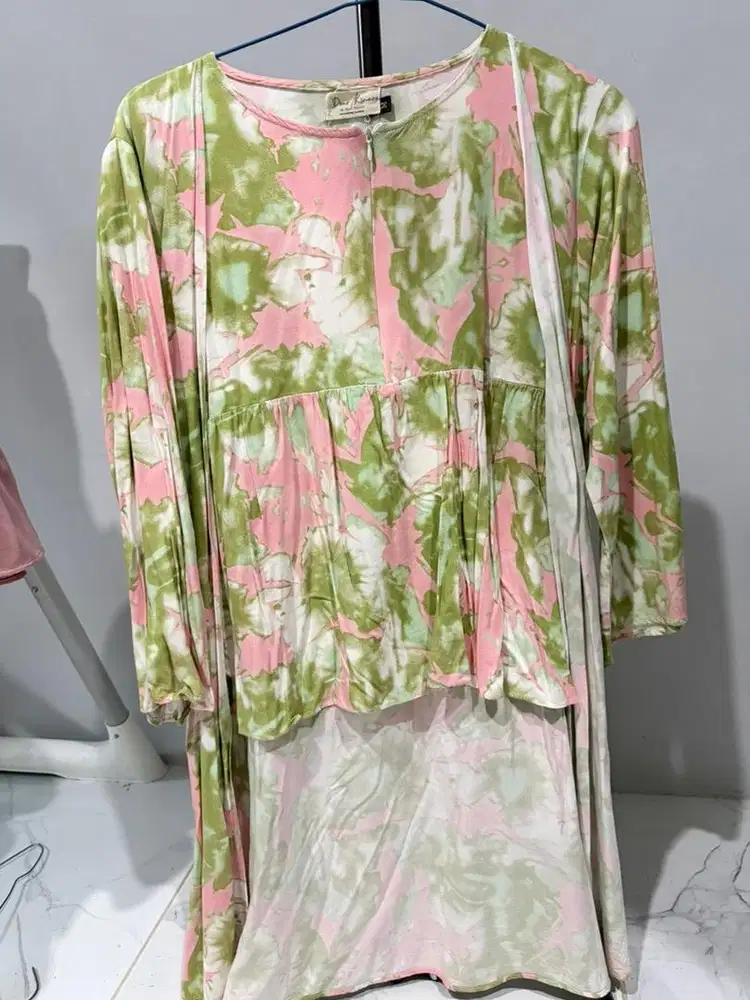 PRELOVED BAJU DEAR KINARA