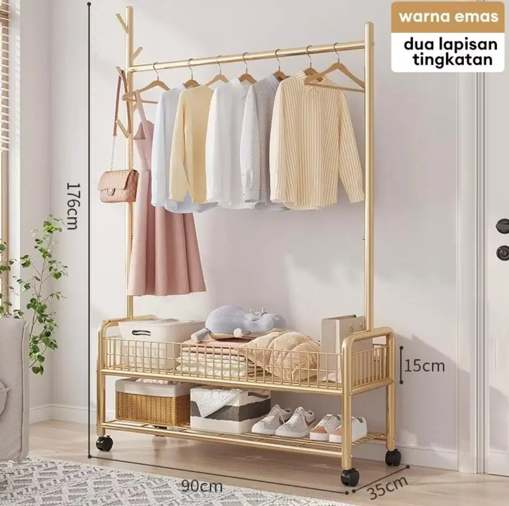 Gantungan Baju Gold