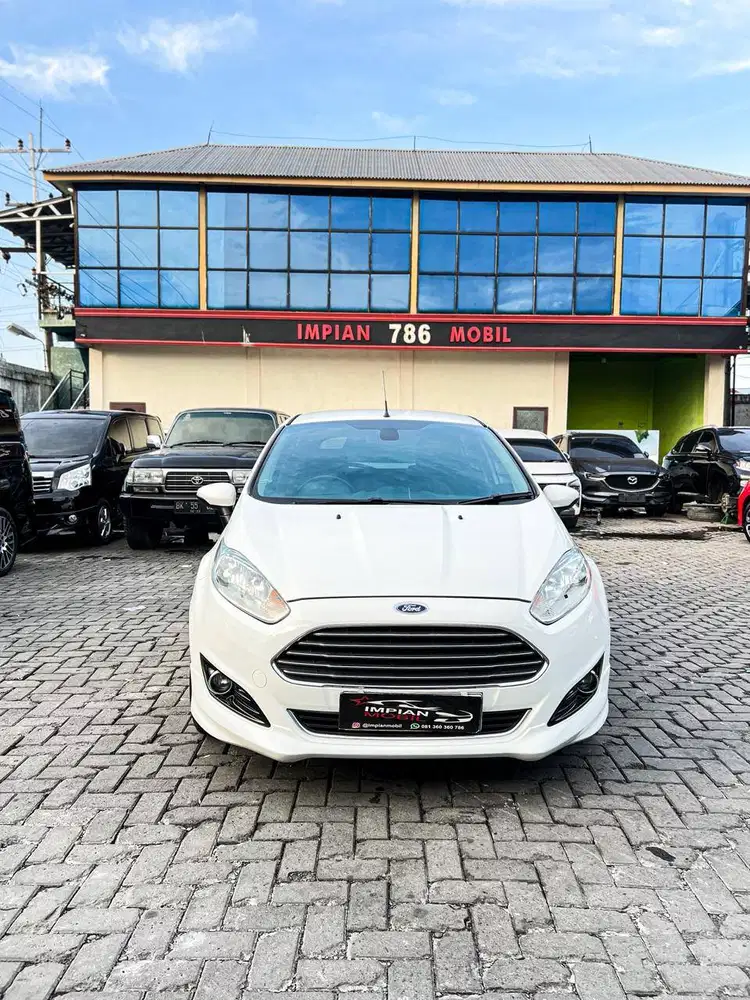 TDP 50JT Ford Fiesta 1.0 Turbo Ecoboost A/T Putih 2014