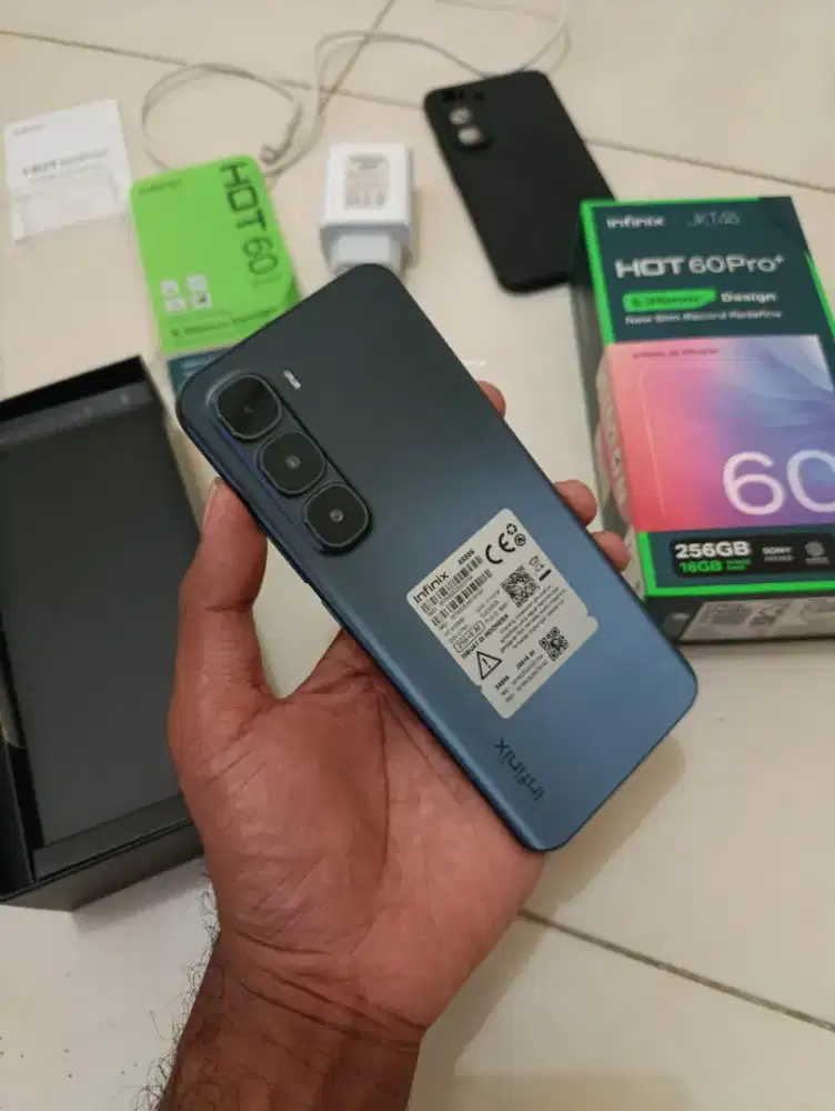 Infinix Hot 60 Pro+ 16/256 Fullset Superr sebulan pemakaian