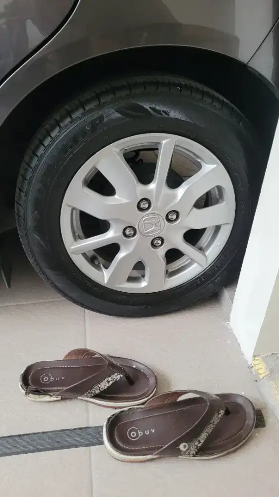 Dunlop Enasave Ban 175/65 R14 Ban Brio Ban Agya