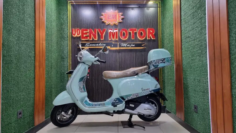 ENY MOTOR - VESPA LX 125 IGET 2023 - SPC EDITION BATIK SERIES! LOW KM