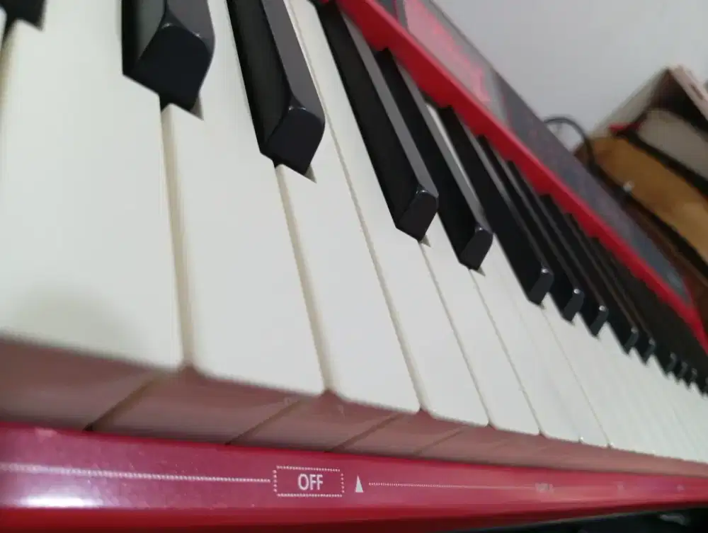 PIANO DIGITAL SYNTHESIZER ROLAND GO KEY PIANO RED LIKE NORD BRASS SCTN