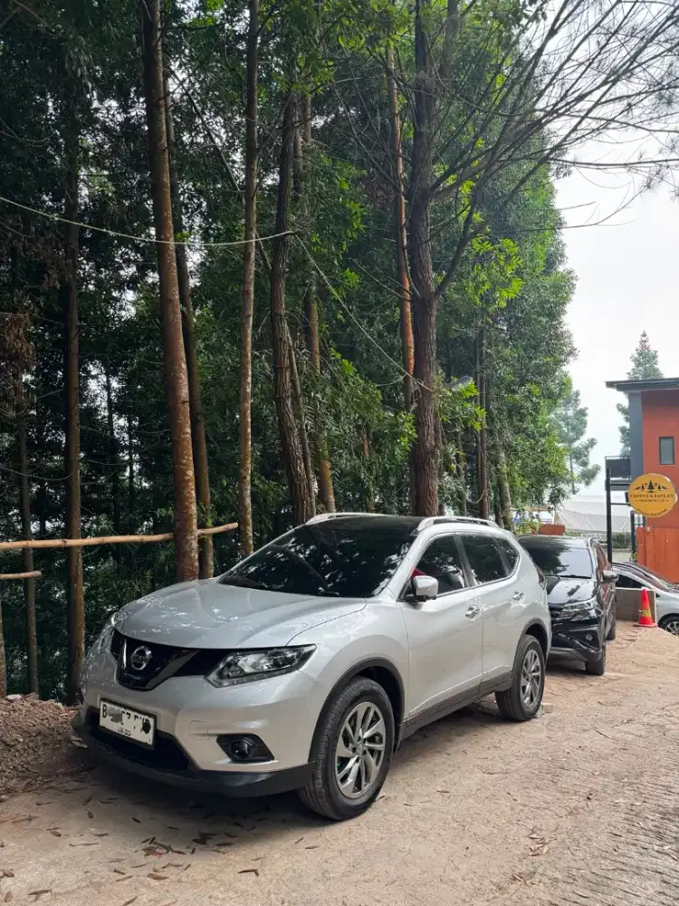 [ kM 25rb ] Antik Low KM Nissan X-Trail T32 2015