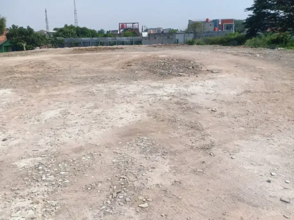 Tanah Luas 4000m2, Harga 2.8Juta/meter Nego dekat Jababeka