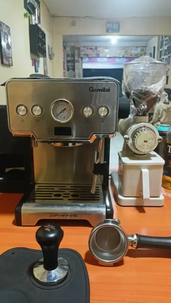 Mesin Kopi dan Grinder