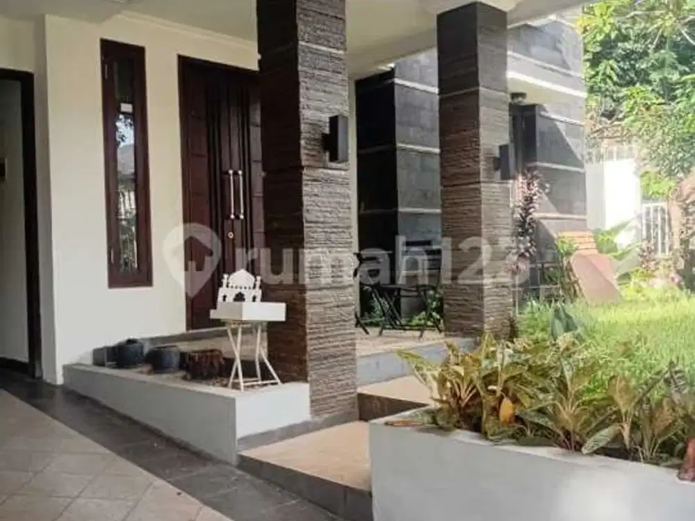 Rumah Full Furnished Disewakan di Puri Bintaro Halaman Luas dan Nyaman, Rnv + Shnta