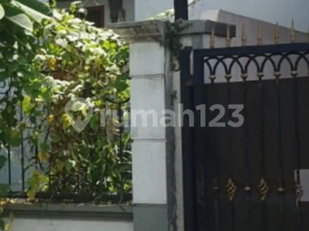 Rumah Bagus Dua Lantai Di Bintaro Jaya Tangsel
