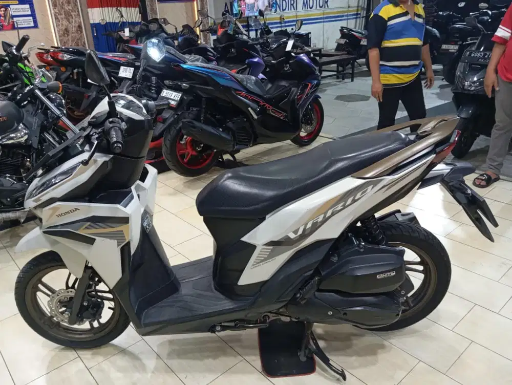 VARIO 125 CBS 2023. GREESS BERGARANSI, PAJAK ON, SS LENGKAP, NEGO, COD