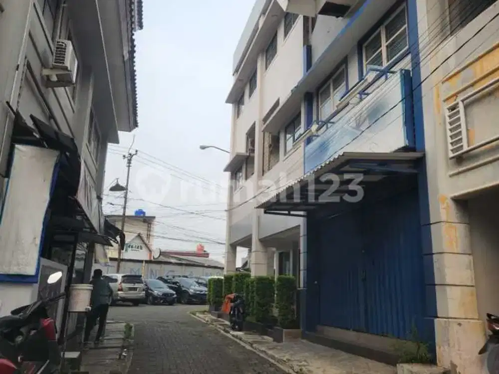 Ruko di Bintaro Sektor 3 Lokasi Depan Bintaro Plaza